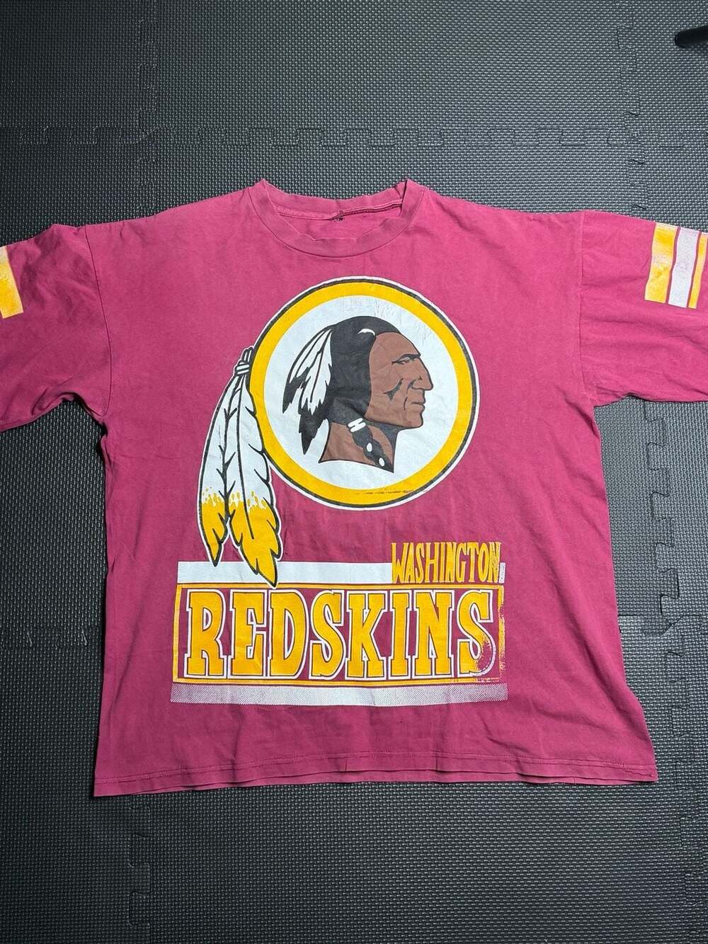 NFL Washington Redskins Vintage Graphic T-Shirt Maroon